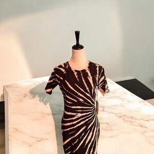 DKNY Black and Cream Tie Dye T-Shirt Midi Dress New With Tags Medium